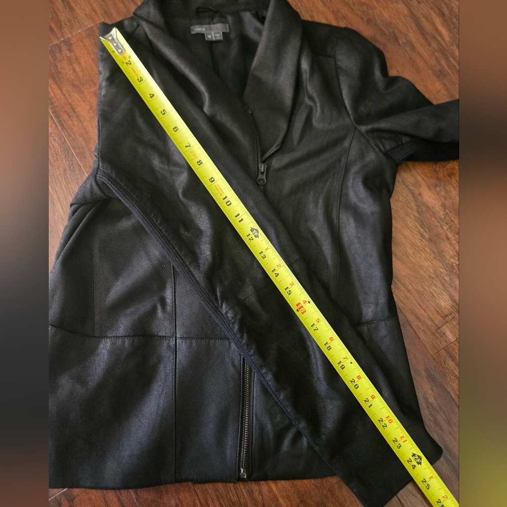 Vince. Black Leather Medium Asymmetrical Light Jacket - Picture 8 of 8